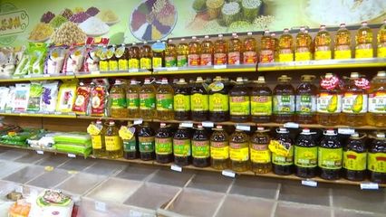 合水縣開(kāi)展節(jié)前食用農(nóng)產(chǎn)品批發(fā)市場(chǎng)專項(xiàng)檢查 筑牢群眾“舌尖安全”防線